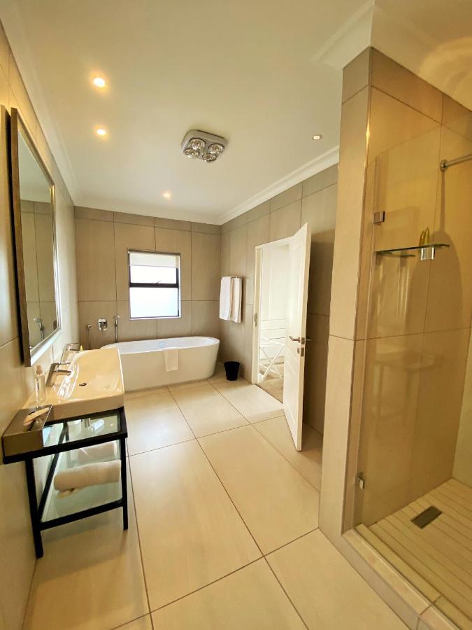 The Northcliff Boutique Hotel Йоханесбург Екстериор снимка